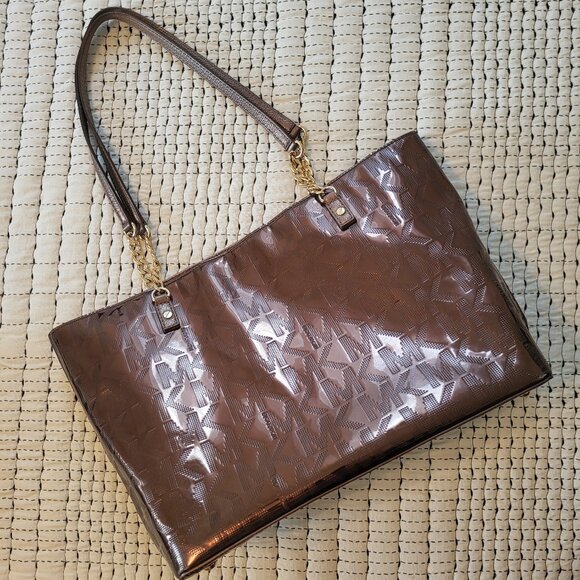 Michael Kors Handbags - Michael Kors Metallic Leather Shoulder Bag